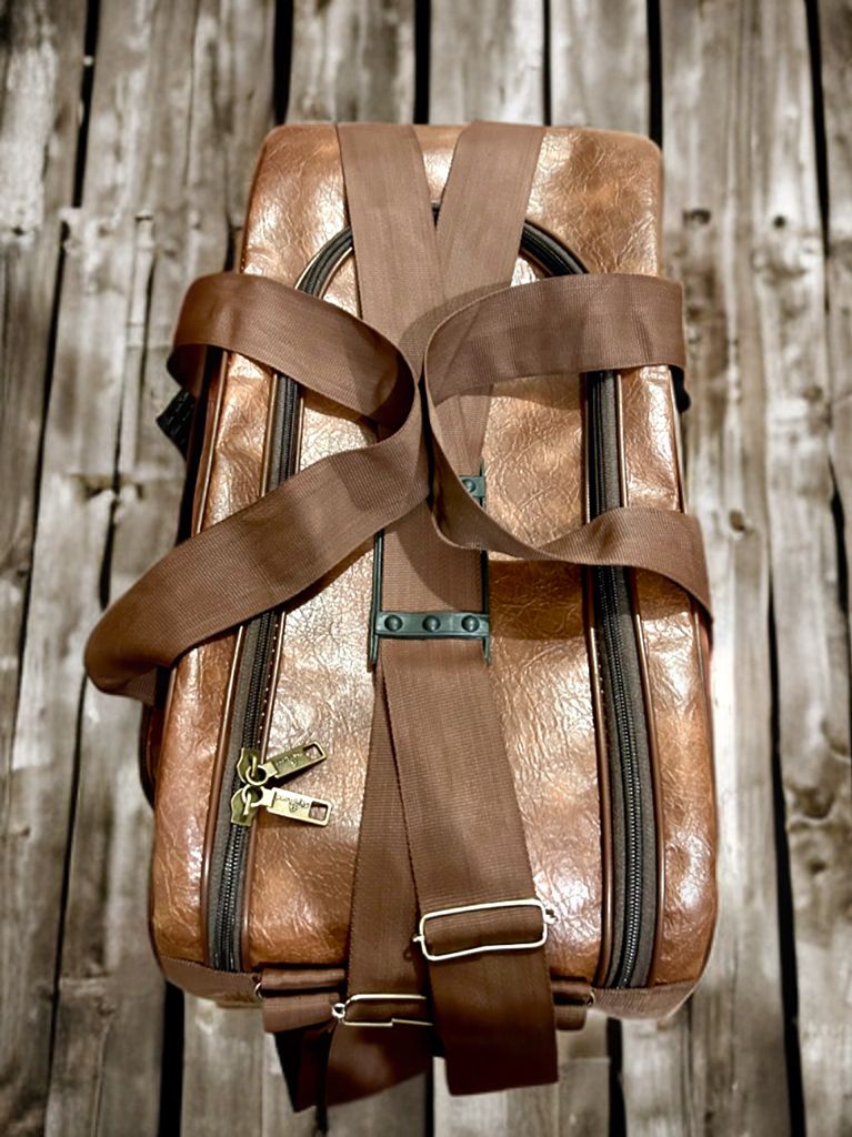 Skyland Duffle Brown leather Bag